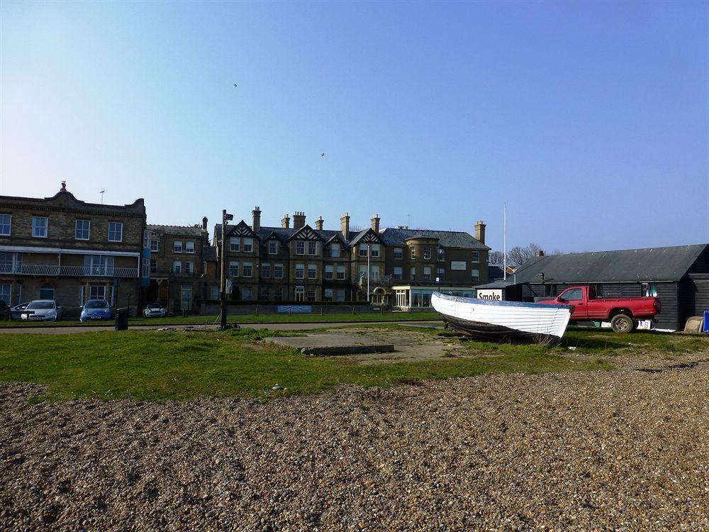 Wentworth Hotel Aldeburgh Exterior photo