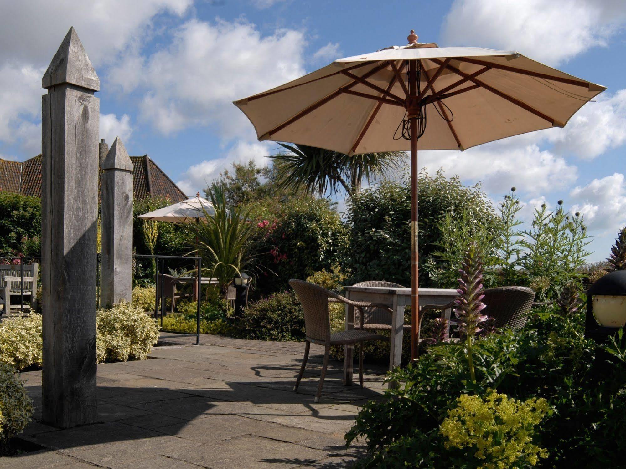 Wentworth Hotel Aldeburgh Exterior photo