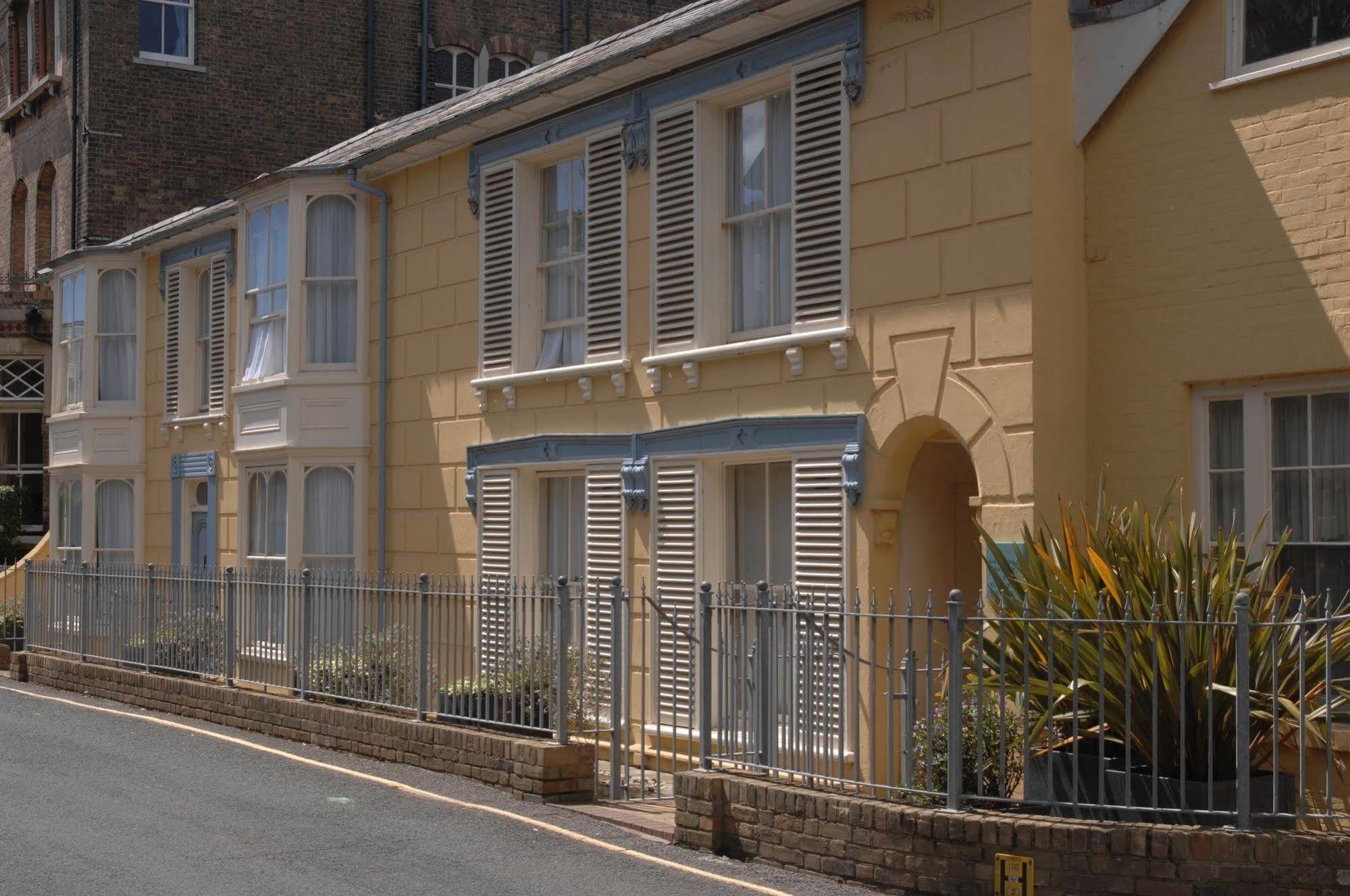 Wentworth Hotel Aldeburgh Exterior photo