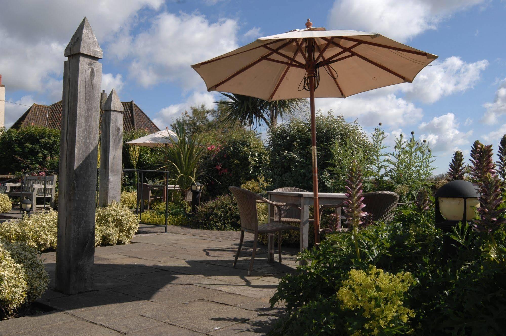 Wentworth Hotel Aldeburgh Exterior photo